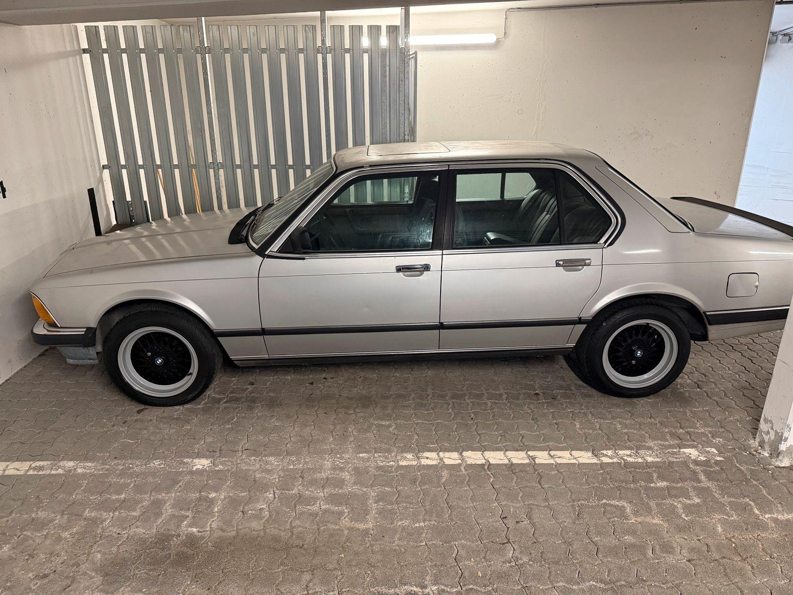 BMW 745