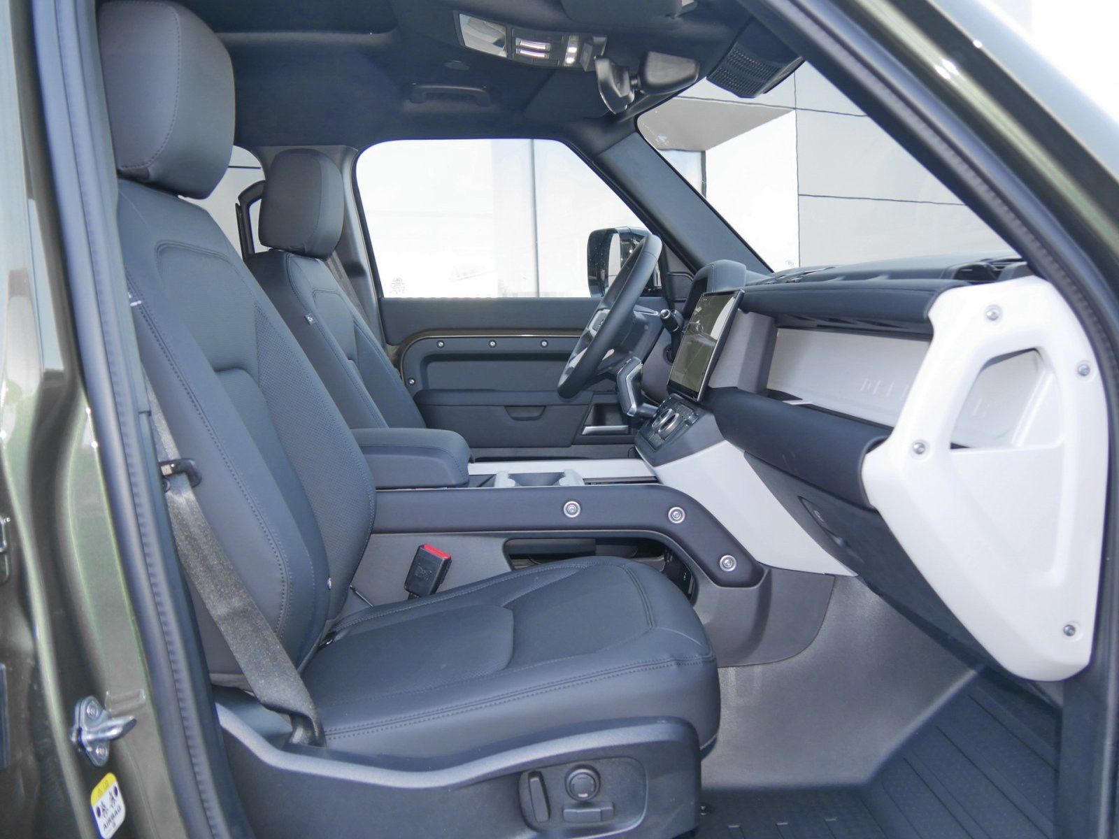 Land Rover Defender 110 X-Dynamic SENeues Modell imagem 3