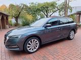 Skoda Octavia 2.0 TSI 140kW DSG 4x4 STYLE COMBI STYLE