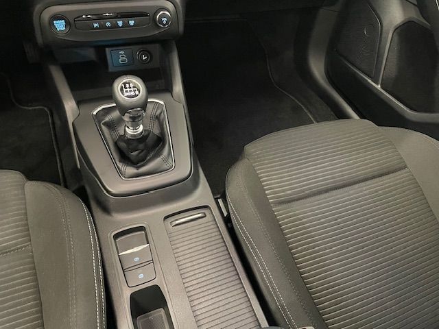 Fahrzeugabbildung Ford Focus Turnier Titanium 1.0 EcoBoost Mild-Hybrid