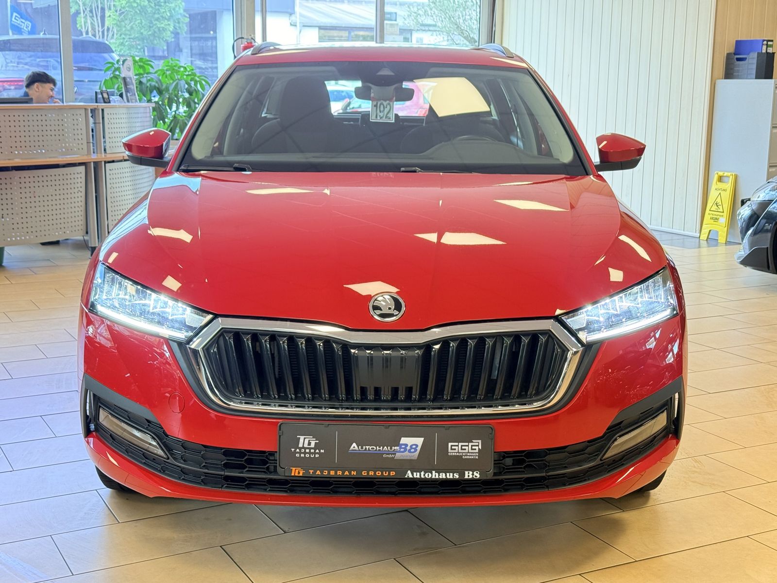 Skoda Octavia PlugIn*Ambition*AHK*Frontass*CarPlay*LED imagem 2