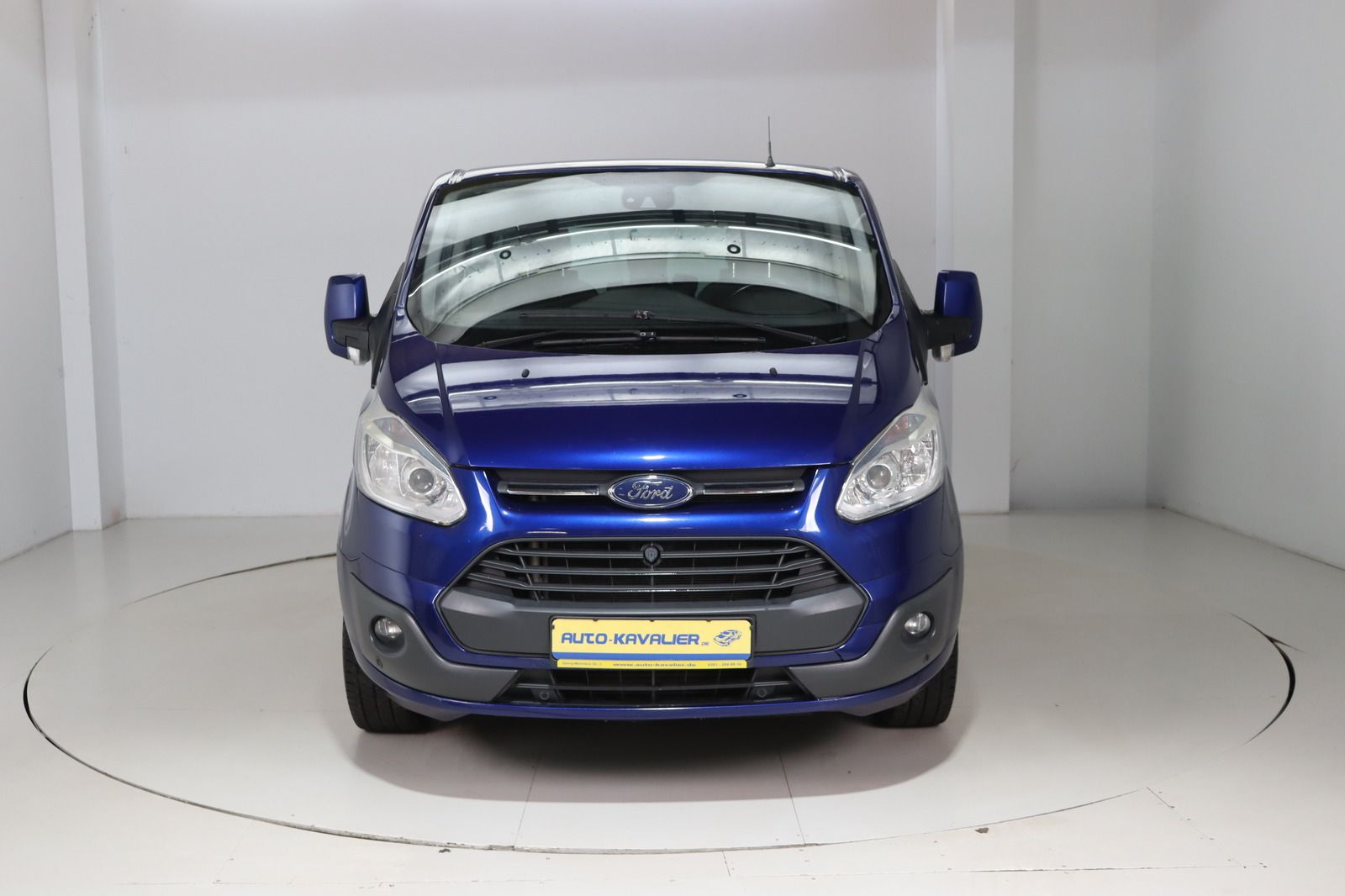 Fahrzeugabbildung Ford Tourneo Custom 2.2 TDCi * 8 Sitzplätze