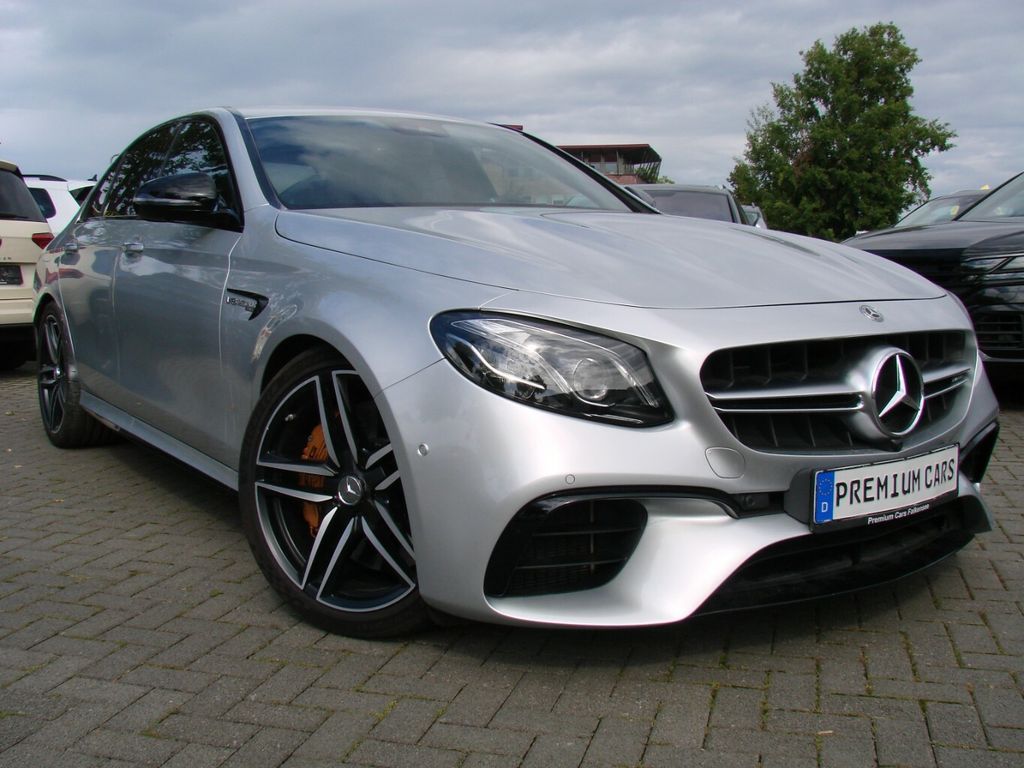 Mercedes-Benz E 63 AMG