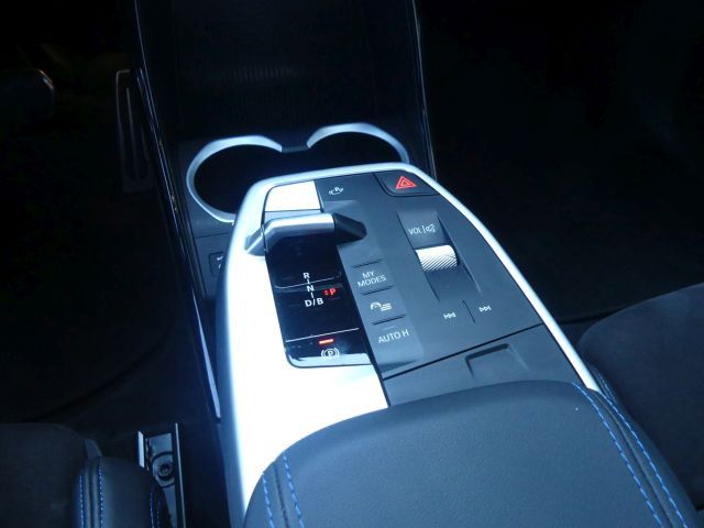 BMW iX1 xDrive30 M Sportp. Parkass°beh.M-MFLK°18" foto 12