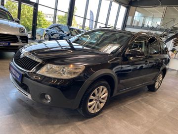 Skoda Octavia Combi Scout 4X4 *TÜV Neu*Xenon*