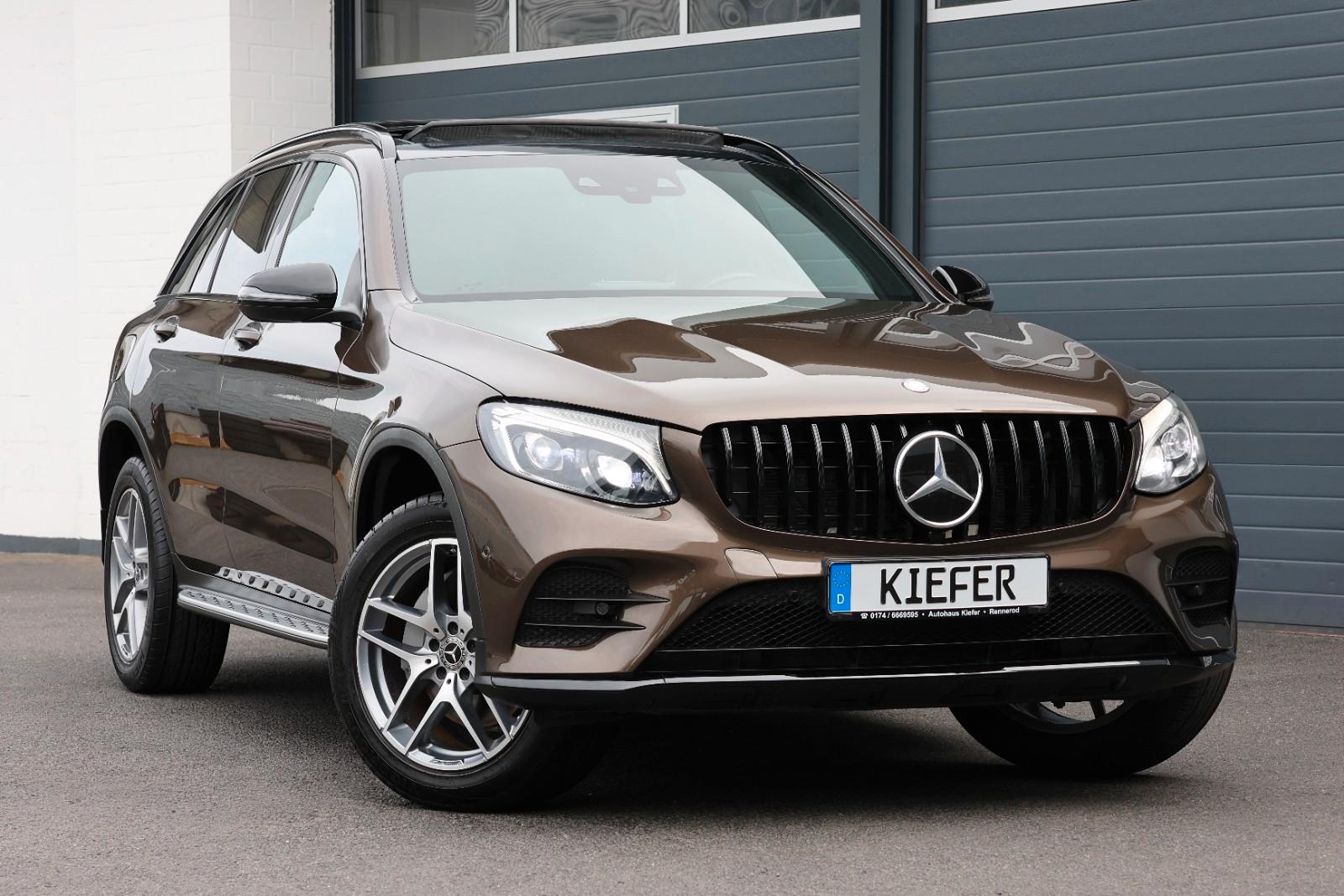 Mercedes-Benz GLC 300 4MATIC/ACC/Burmester/PANO/SHZ/TTW/KAMERA