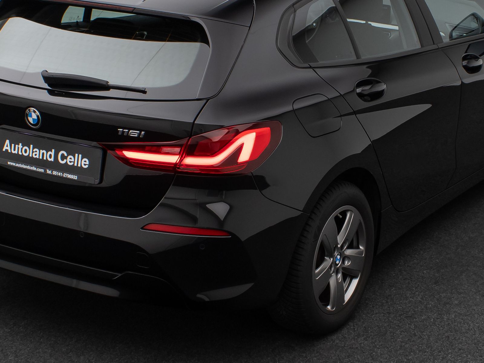 Fahrzeugabbildung BMW 118i PDC CockPitPro Alarm Geschwindigkeitsreg