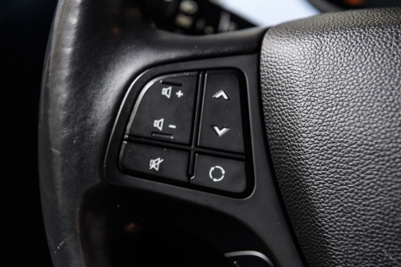 Fahrzeugabbildung Hyundai i10 GO! FIFA World Cup Edition  erst 29950 KM