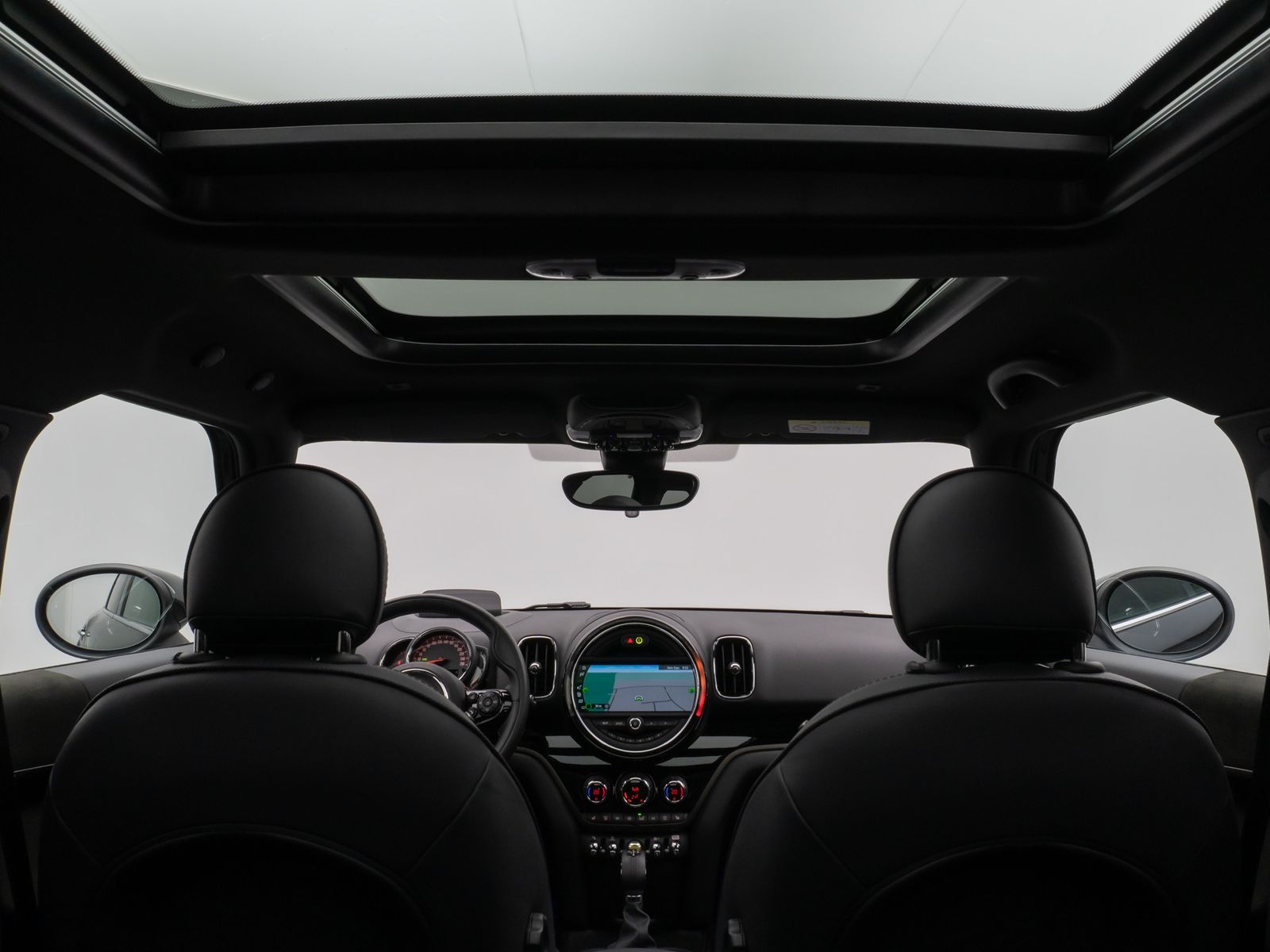 Fahrzeugabbildung MINI Countryman SE (Cooper) ALL4 Panorama Kamera HUD