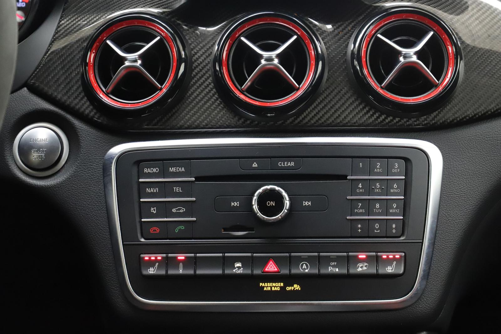 Mercedes-Benz GLA 45 AMG 381PS 7G 4M CARBON PAGA Performance