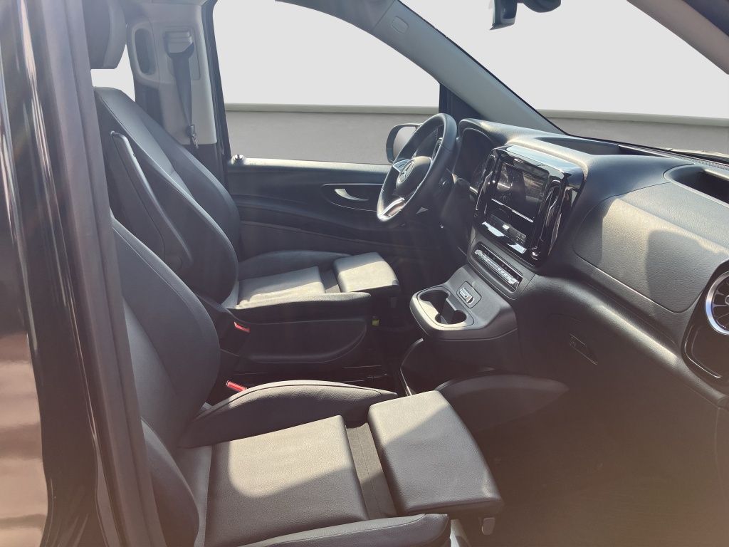 Fahrzeugabbildung Mercedes-Benz Vito 119 Tourer Select lang AHK*LED*PDC*Sitzhzg*