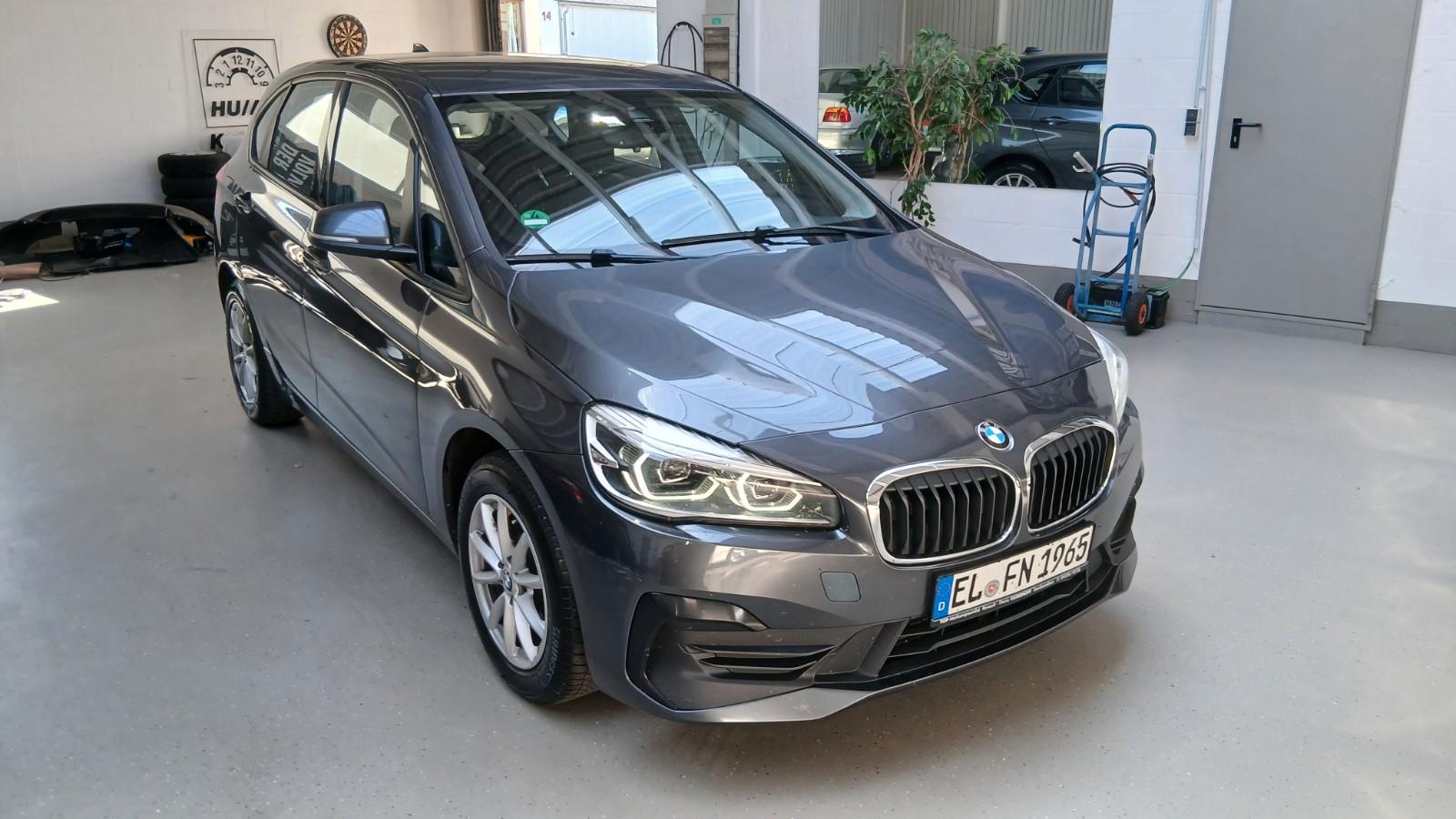 BMW 218 Active Tourer  Modellpflege LED