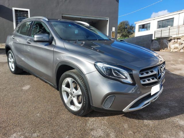 MERCEDES-BENZ MERCEDES-BENZ GLA 200 d Automatic