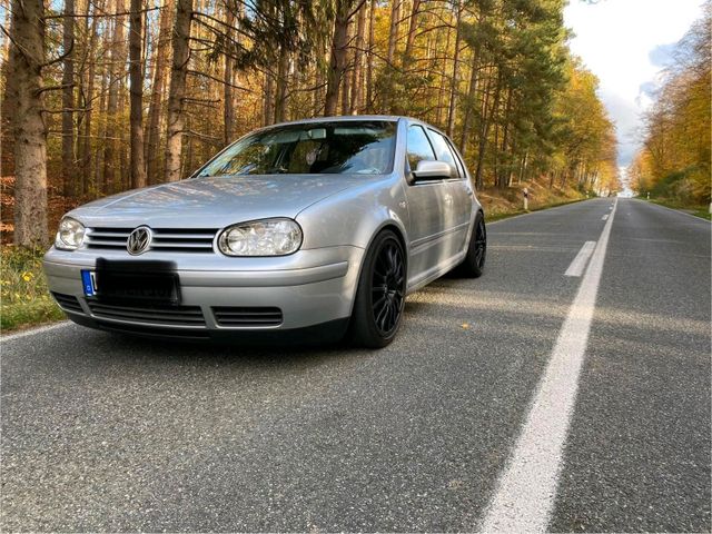 Volkswagen Golf 4 Suche Lederausstattung ??????