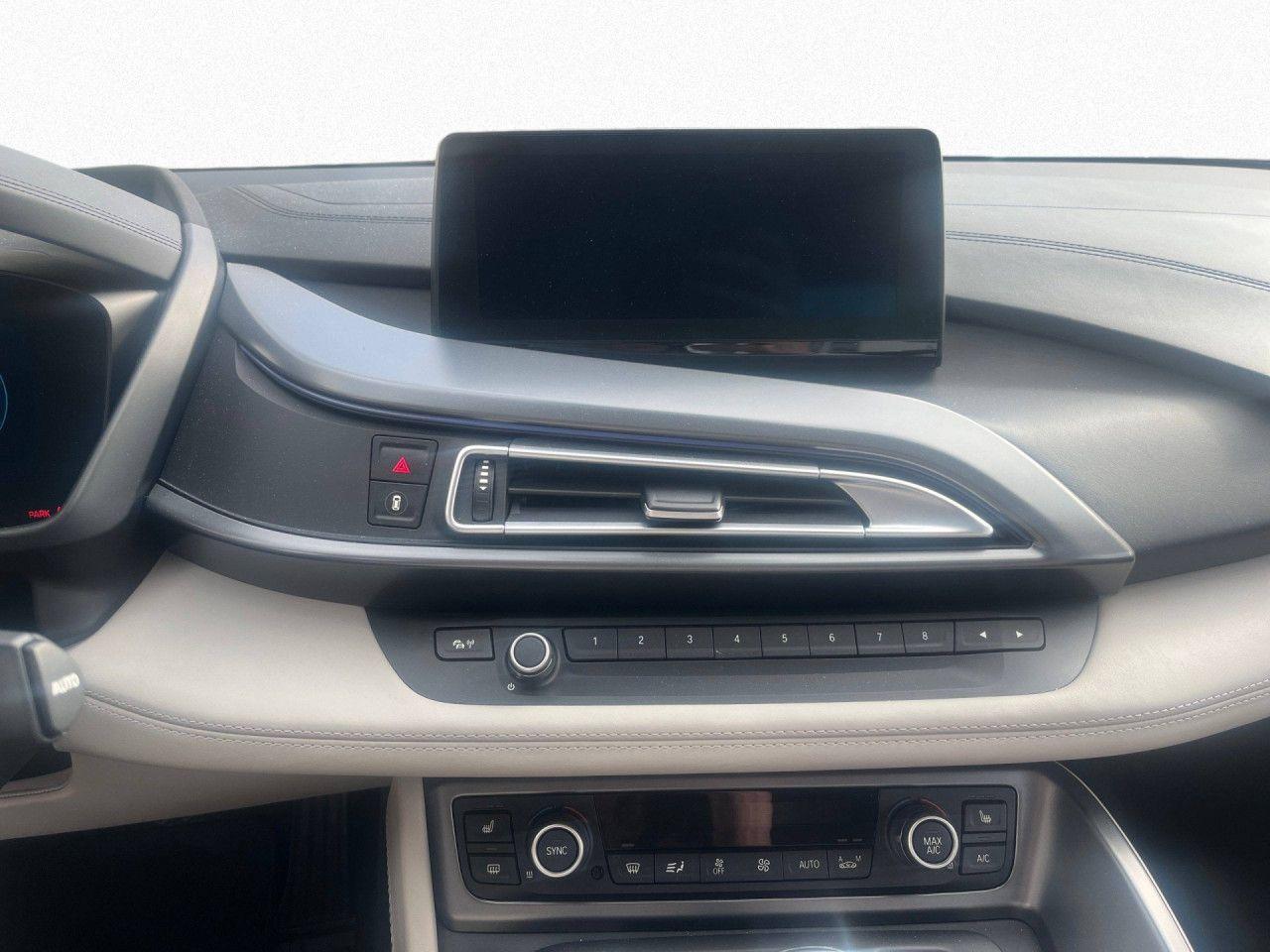 BMW i8 xDrive HUD,H/K,360°,DA,NaviPro,KomfZ,erw.LED