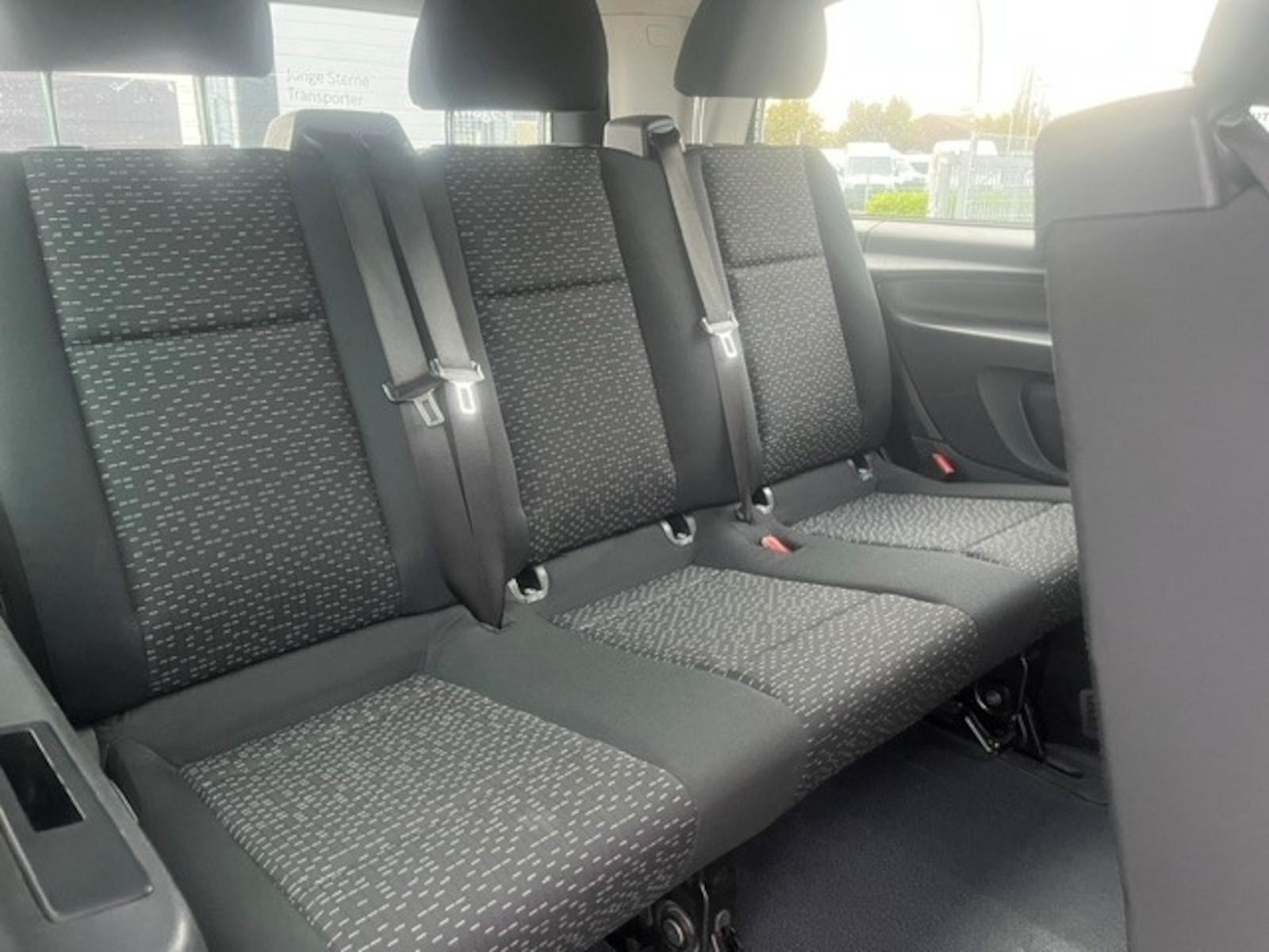 Mercedes-Benz Vito 114 TourerPro,lang,Automatik,8Sitze,Kamera
