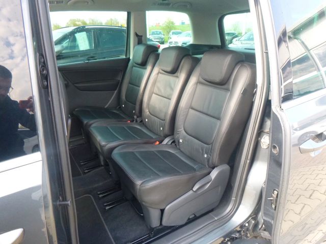 Fahrzeugabbildung Seat Alhambra 2,0 TDI Xcellence >NAV/KAM/Leder/Pano<