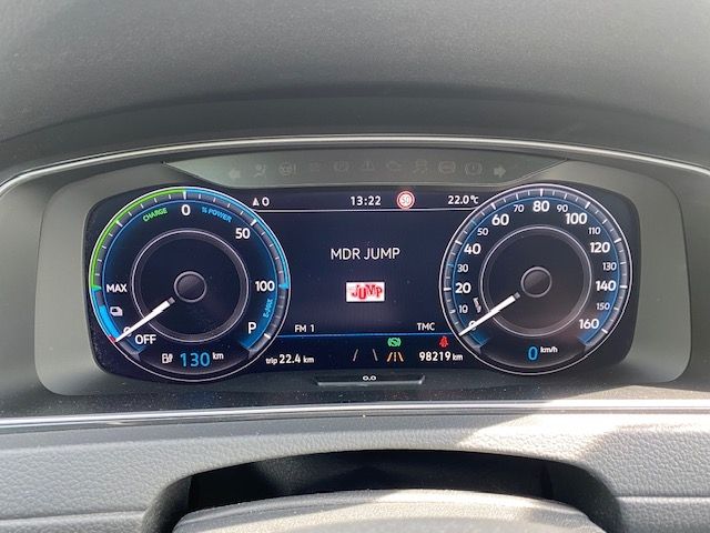 Golf VII e-Golf CL/WÄRMEPUMPE/LED/NAVI-PRO/AID/R