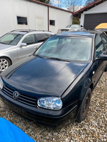 Volkswagen Golf 4 1,9 Diesel Schwarz