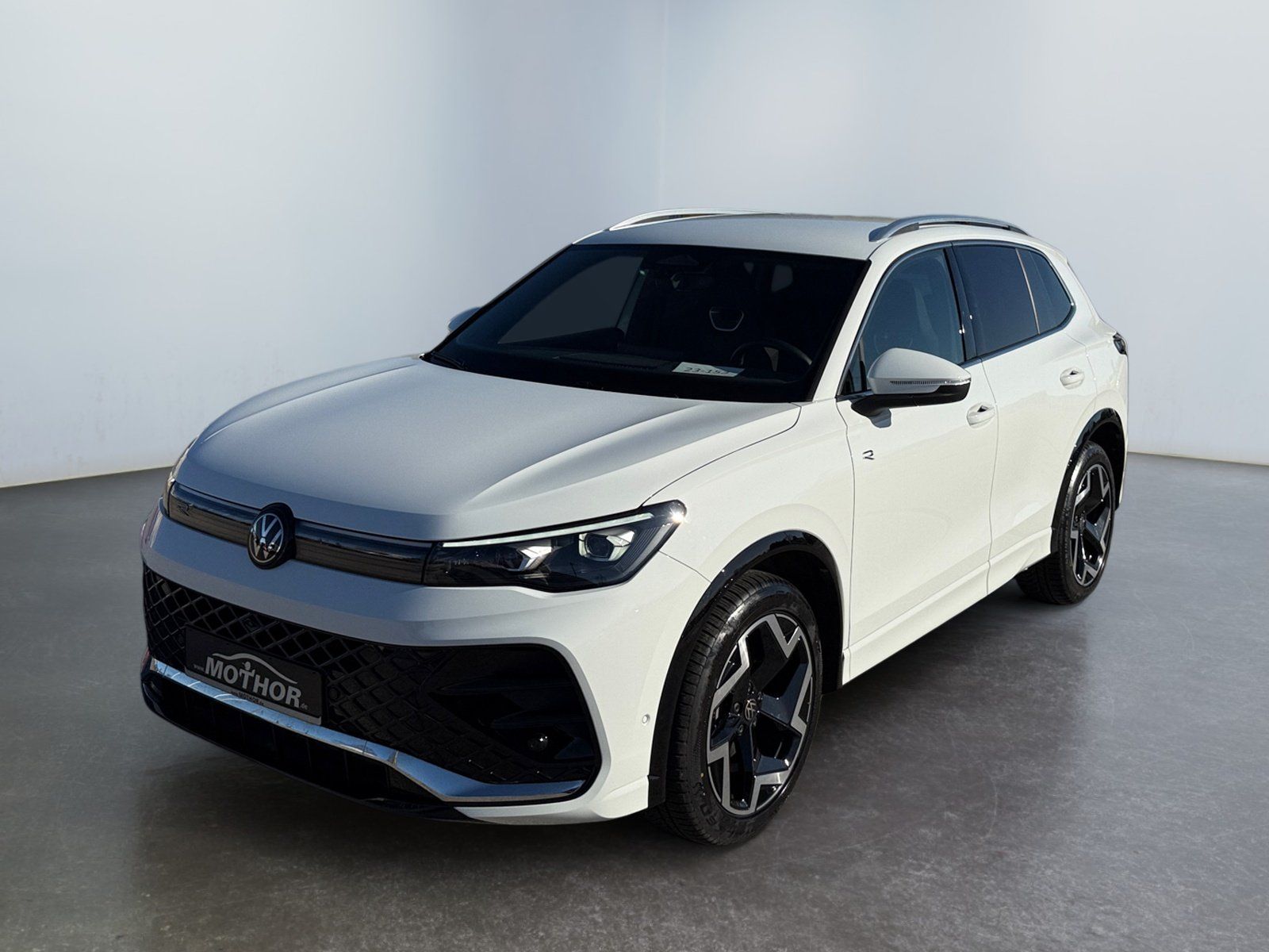Volkswagen Tiguan R-Line 1.5 eTSI DSG 360°Kamera ACC MATRIX foto 2