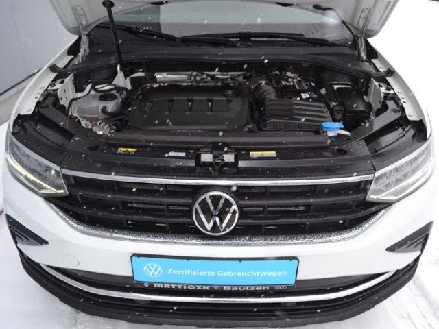 Tiguan 2.0 TDI 4Motion DSG IQ.DRIVE-PAKET/AHK/18