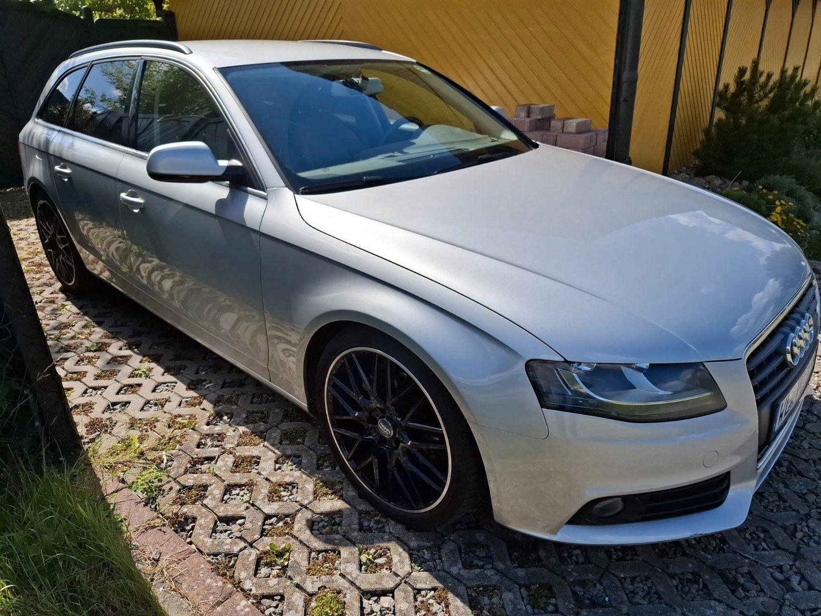 Audi A4 2010 — photo 5