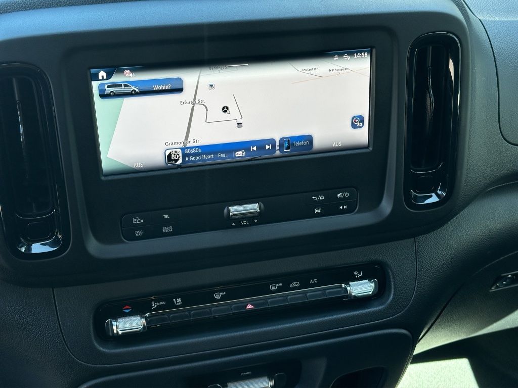 Fahrzeugabbildung Mercedes-Benz Vito 116 CDI Tourer PRO Lang AHK*PDC*SpurH*SpurW