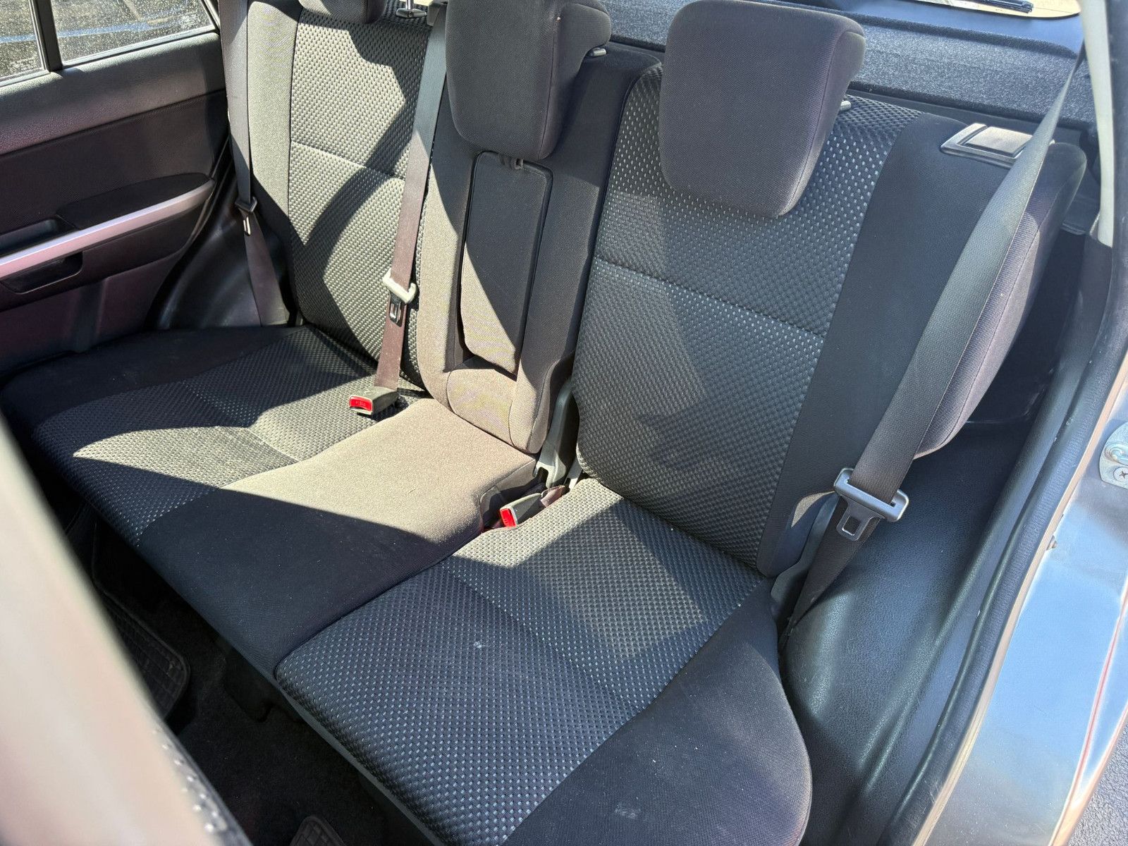 Fahrzeugabbildung Suzuki Grand Vitara 1.9 DDIS Comfort AHK Klimaaut PDC