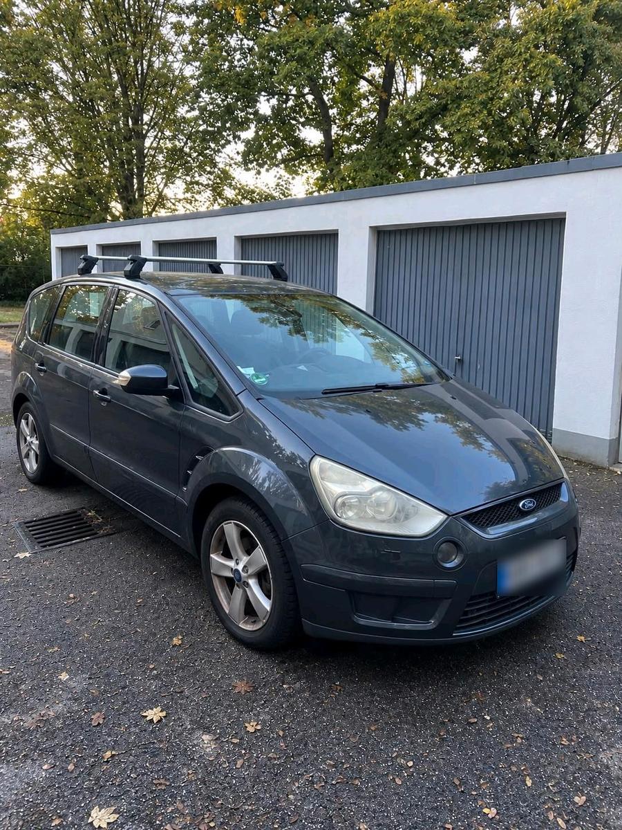 Ford S-Max