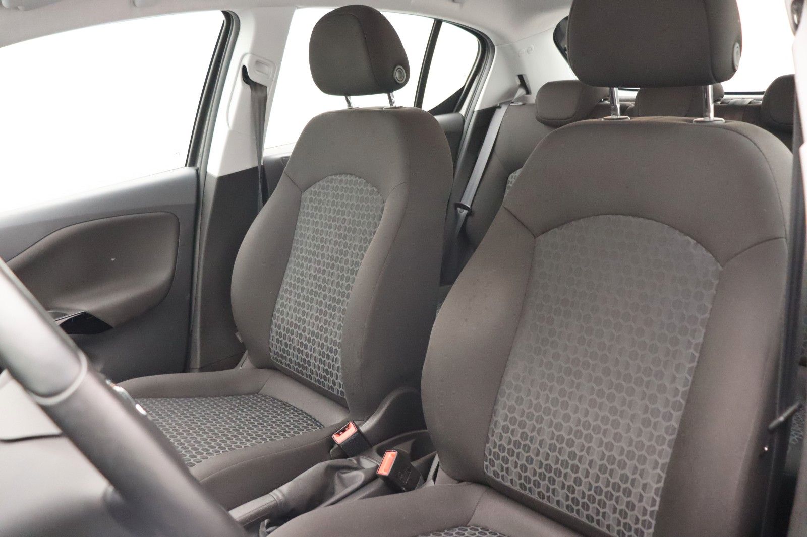 Fahrzeugabbildung Opel Corsa E 1.4 Edition SHZ TEMPO PDC
