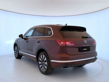 Volkswagen Touareg - 6