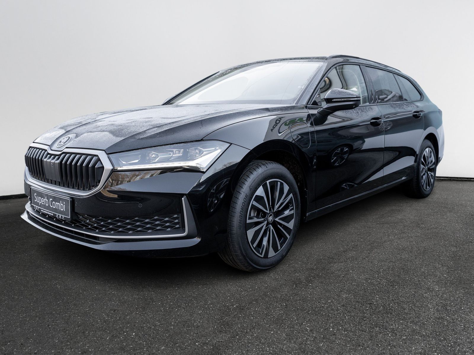 Skoda Superb Combi Select. 01.5 TSI iV DSG AHK Pano 36 imagem 2