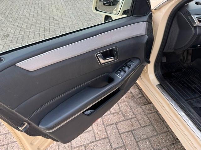 Mercedes-Benz E200 2015 — photo 9