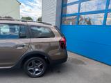 Dacia Logan MCV II Kombi Stepway Celebration - Dacia Logan Stepway mit Benzin-Antrieb