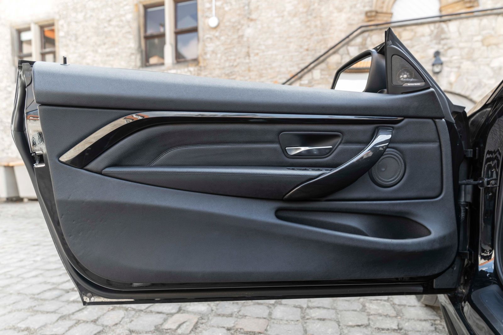 Fahrzeugabbildung BMW 435I Cabrio M-PERFORMANCE H&K KAM NAV ALC CARBON