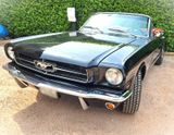 Ford Mustang Cabrio Bj. 1965 neu restaurie... - Ford Mustang aus 1965 mit Benzin-Antrieb: Cabrio