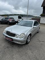 Mercedes-Benz E 240 E -Klasse Lim. E 240*Avantgarde*Voll* - Mercedes-Benz E 240: Avantgarde