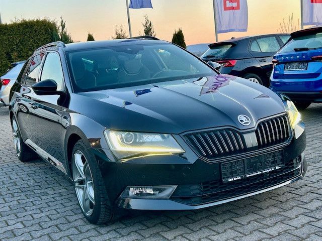 Skoda Superb Combi Sportline 2.0TSI  220PS *8xRad