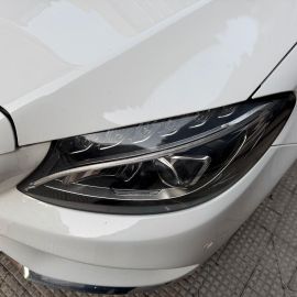 Mercedes C 200 - 5
