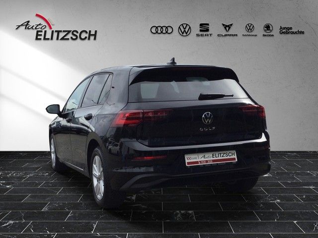 Fahrzeugabbildung Volkswagen Golf VIII TSI Life Standhzg. LED AHK Navi Pano A