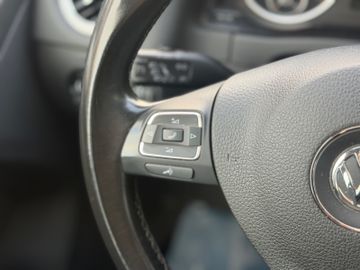 Volkswagen Tiguan - 12