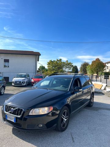 Volvo V70 D5 Moment PREZZO BASSO IN ITALIA