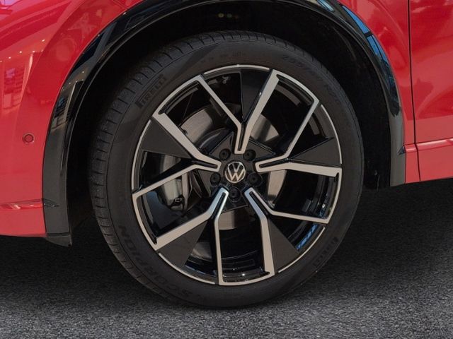 Tiguan 2.0 TDI DSG R-LINE AHK+NAVI.+ACC+HEAD-UP+