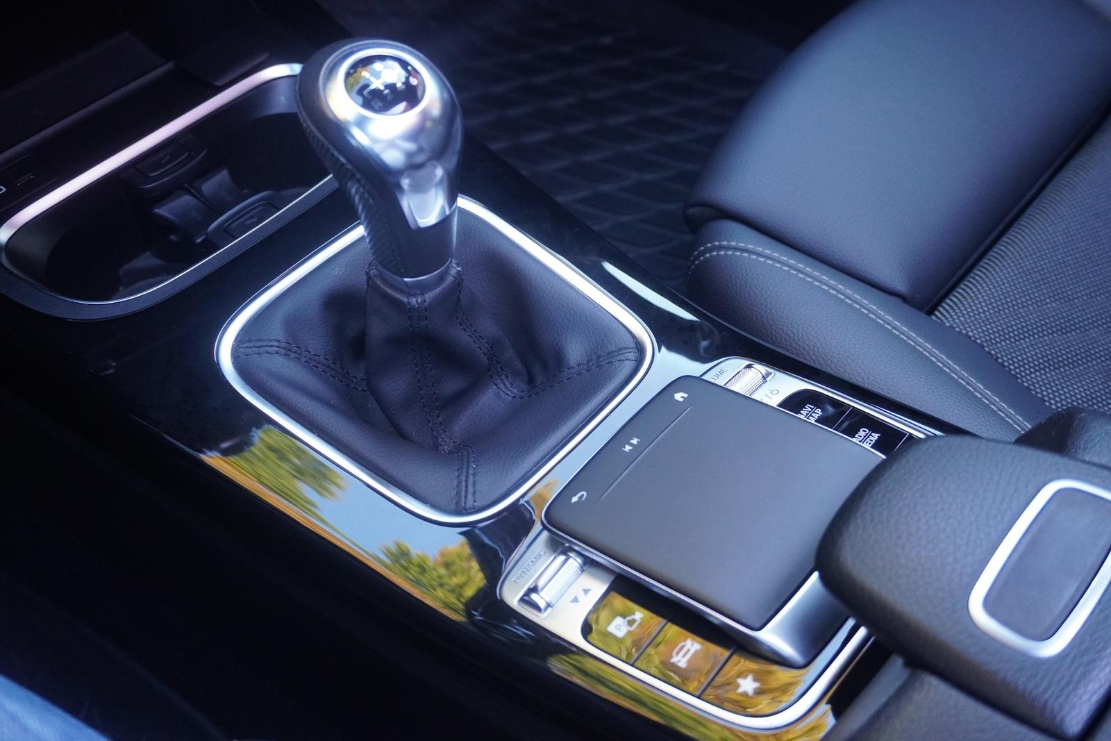 Mercedes-Benz A200 Progressive Navi Panorama Android Apple PDC