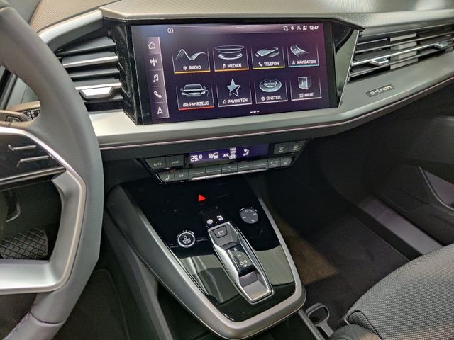 Q4 40 e-tron S line/AHK/NAV/OPTIK