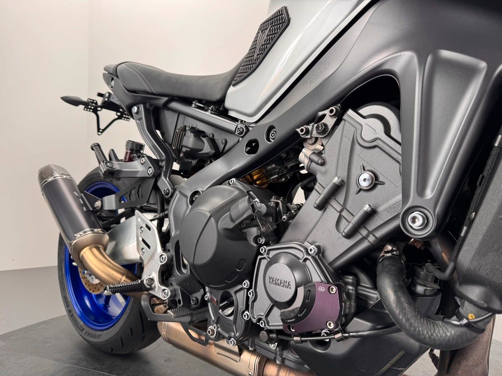 Fahrzeugabbildung Yamaha MT-09 SP *TOP-ZUSTAND *AKRAPOVIC