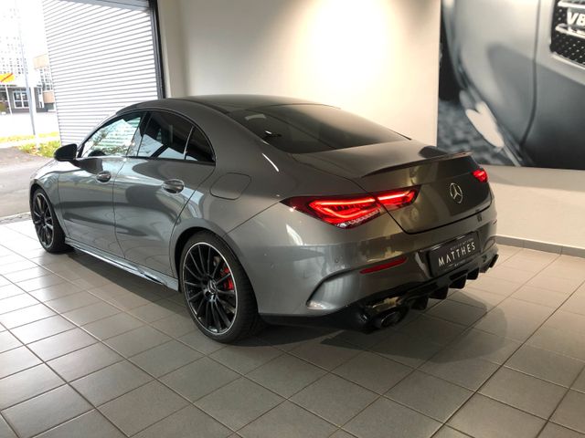 Fahrzeugabbildung Mercedes-Benz CLA 35 AMG 4M Coupe Night/Multibeam/Distronic