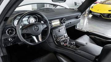 صورة مصغرة 28 لـ 2010 Mercedes-BENZ SLS AMG
