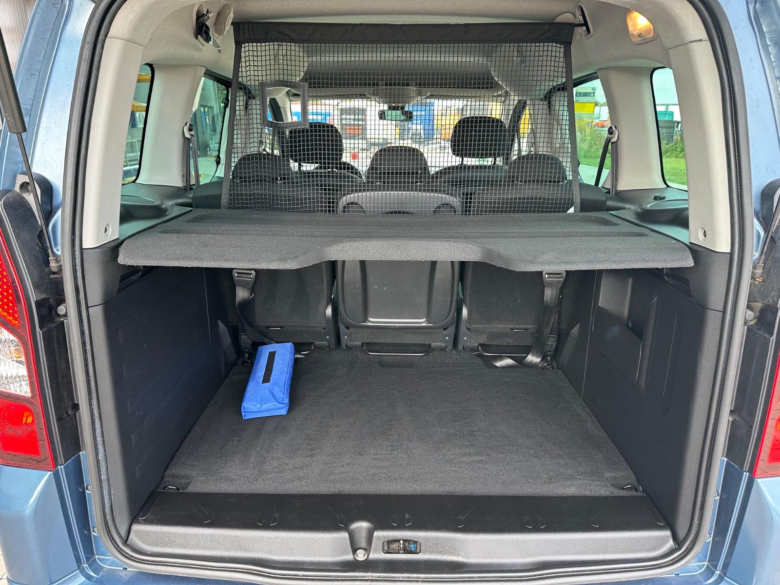 Peugeot Partner Tepee Allure Navi Zahnriemen neu!