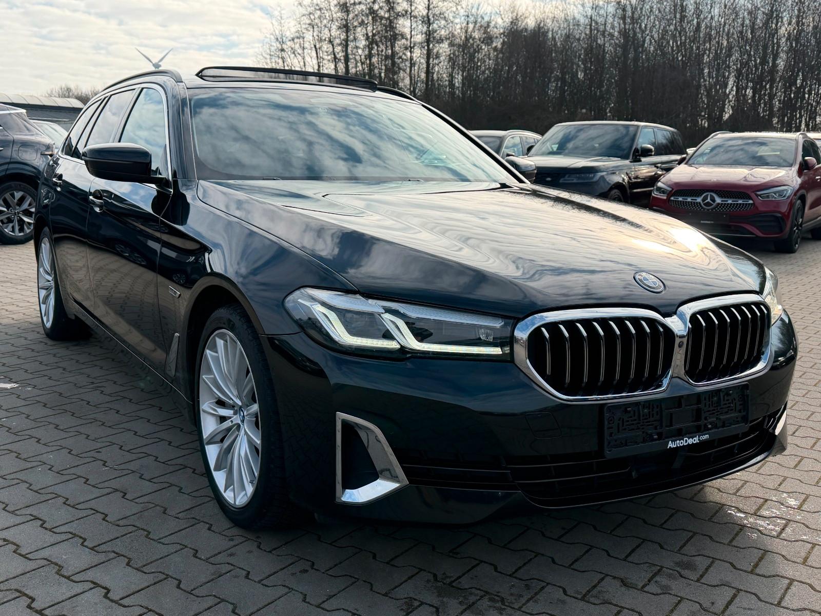 BMW 530e Luxury xDrive*Panoramadach*ACC